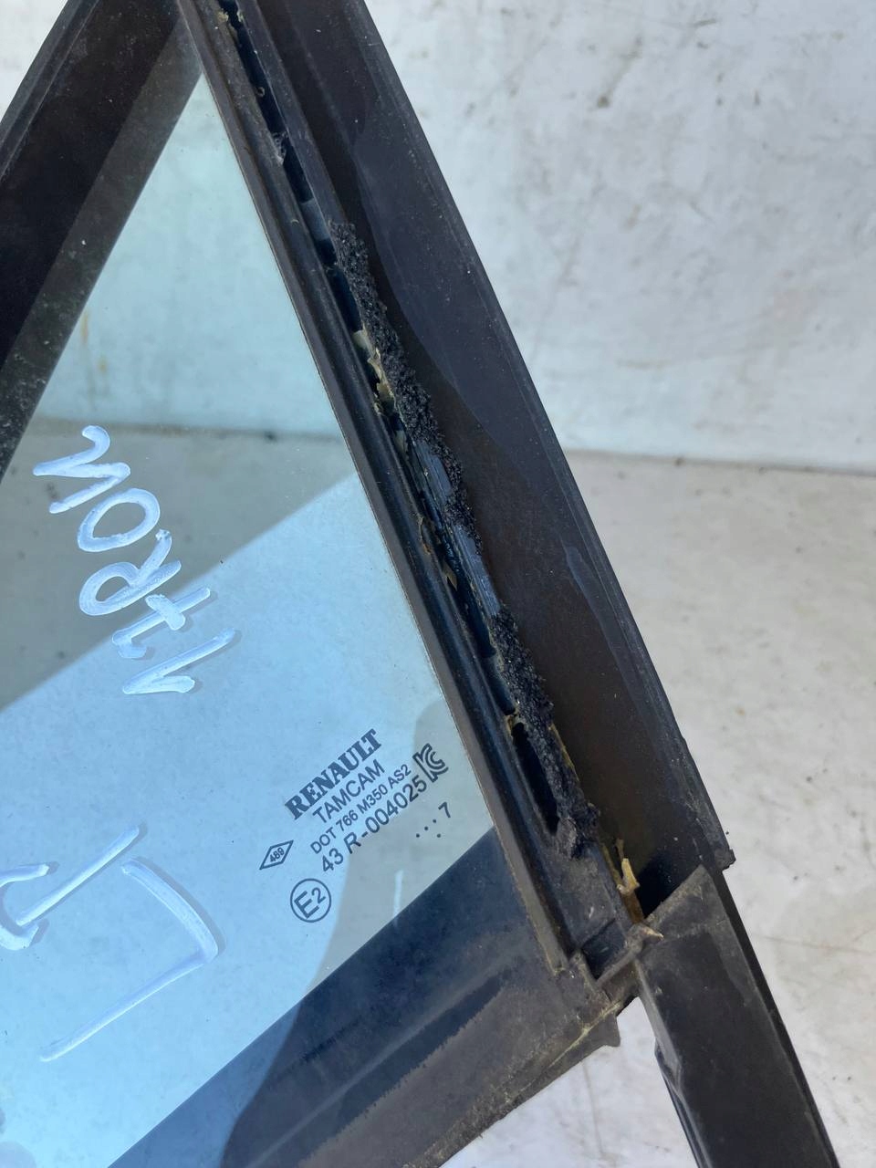 window door TROJKAT left front RENAULT CLIO IV 17R