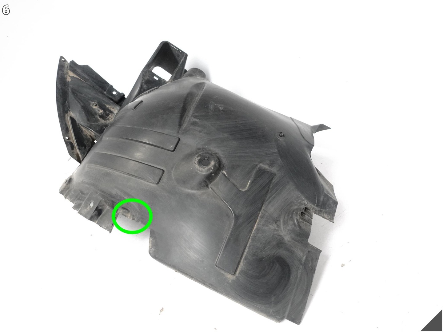 MERCEDES SPRINTER W907 W910 18- mudguard front part side left front