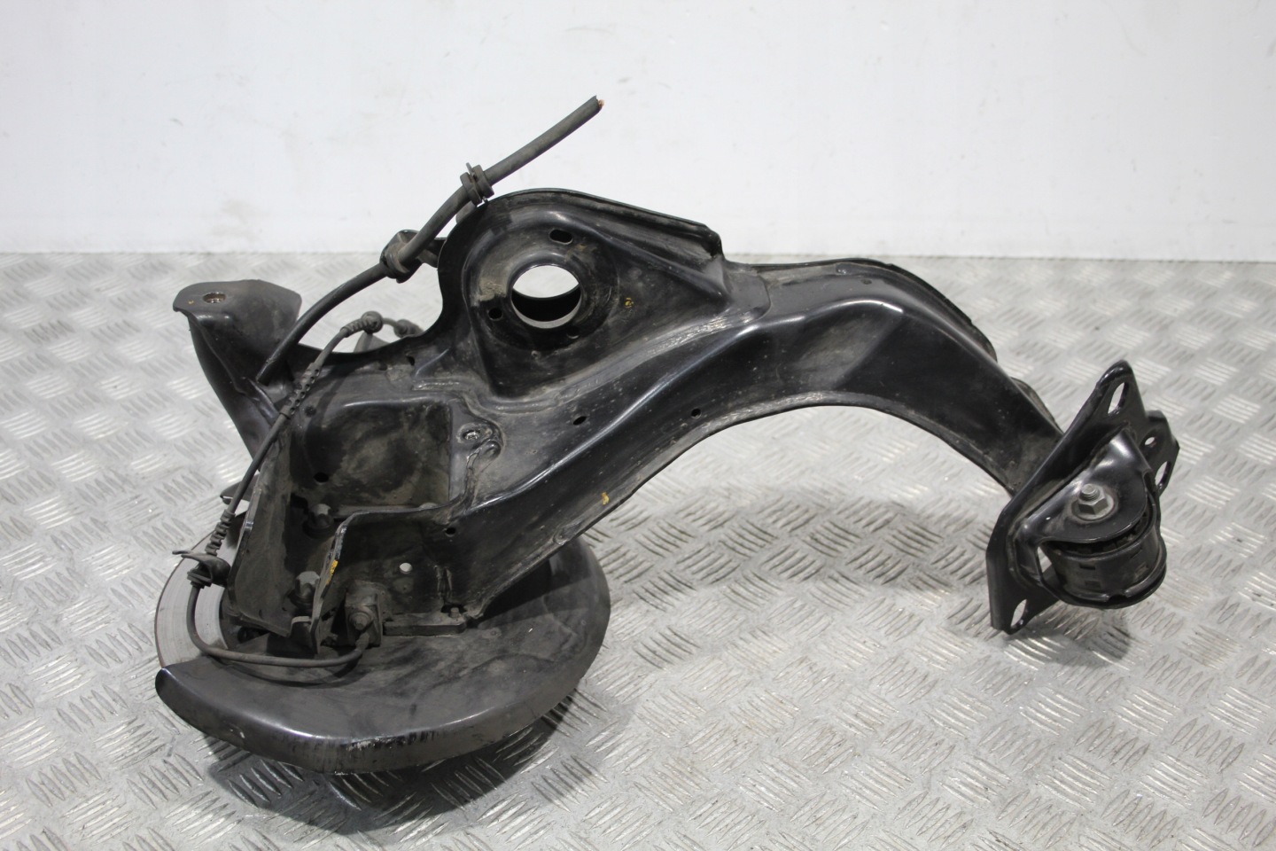 swing right rear part MINI CLUBMAN F54