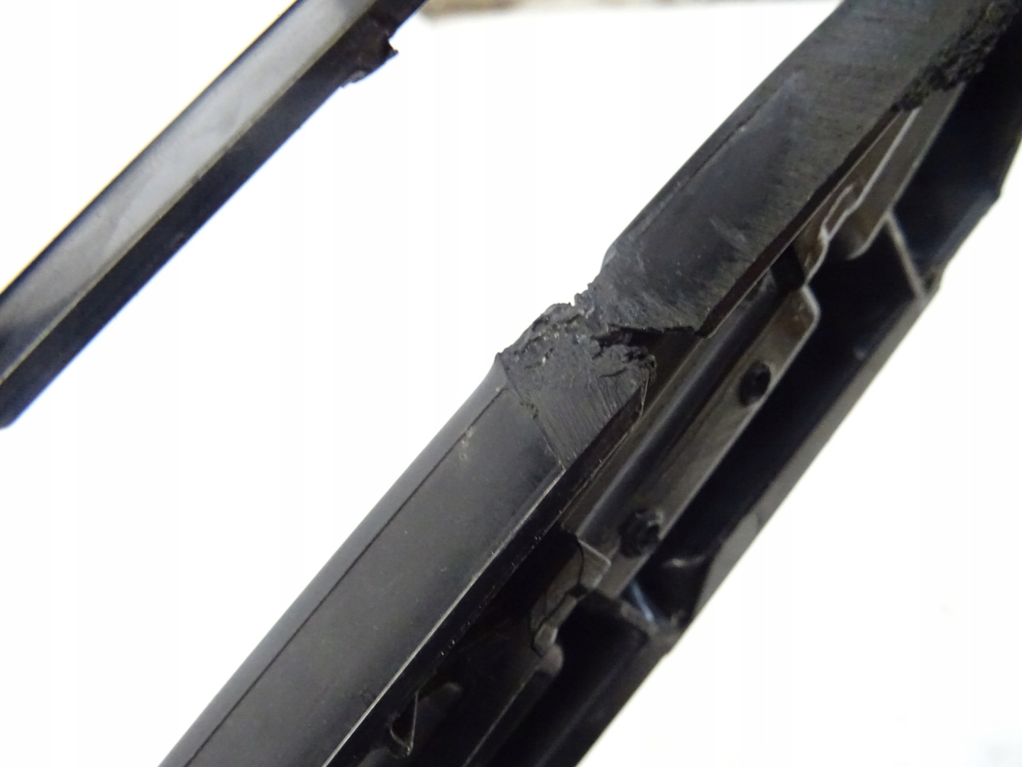 grid of a bumper front front central TOYOTA COROLLA E21 LIFT 53165-02160