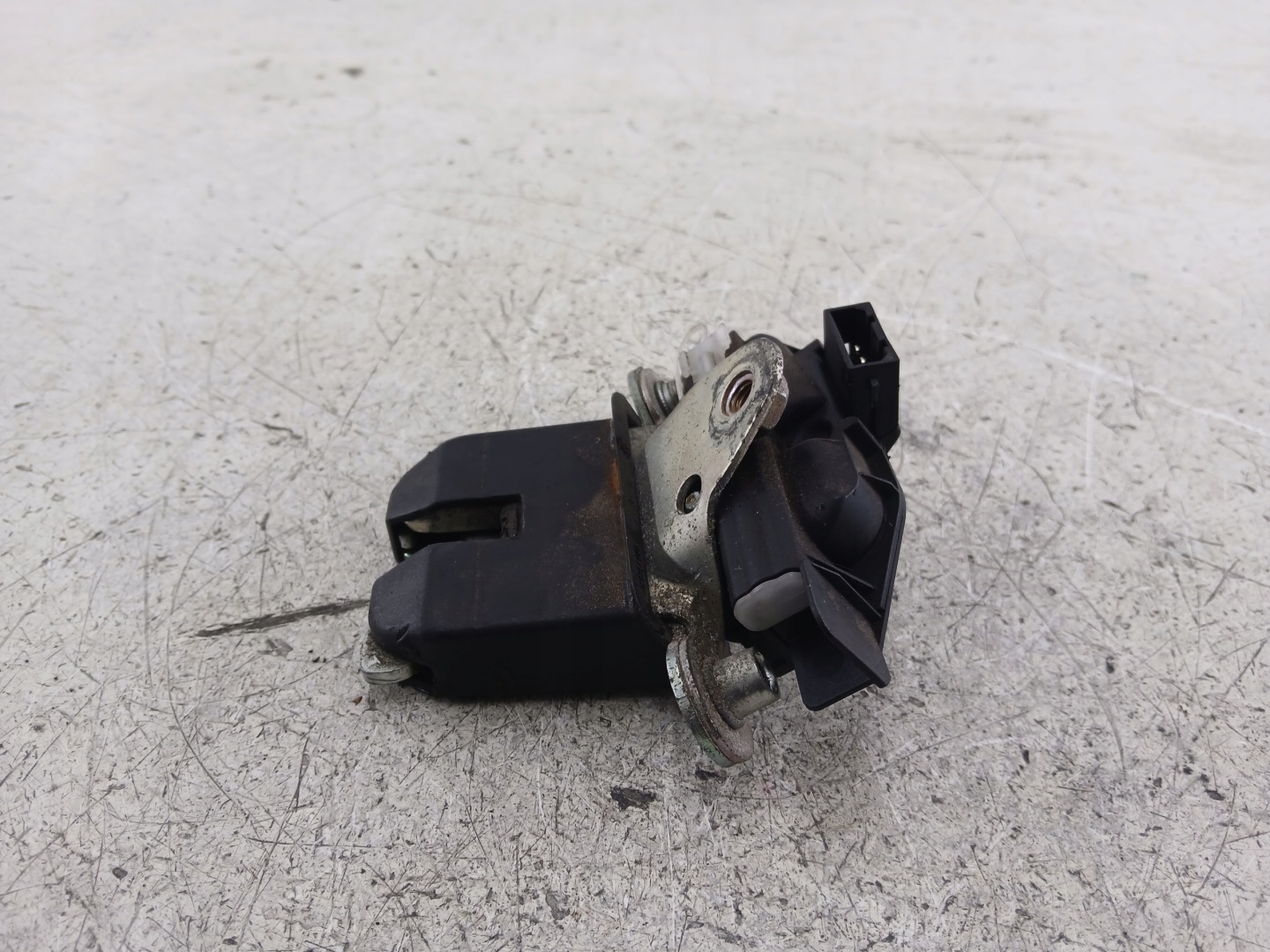 SKODA FABIA II ROOMSTER lock bonnet boot 5J7827501A