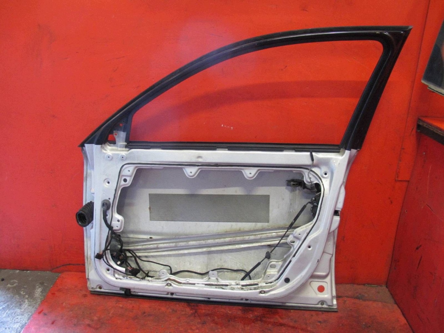 VW Volkswagen PASSAT B5 3B 1997- door right front front silver LB7Z