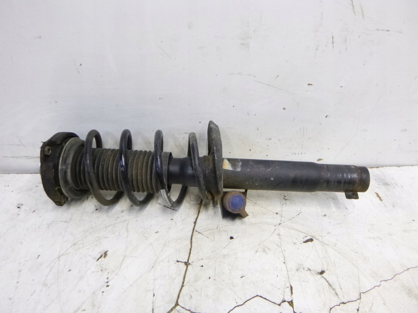 shock absorber left front Skoda Octavia II VW Golf V 2004-2013 SACHS 997822