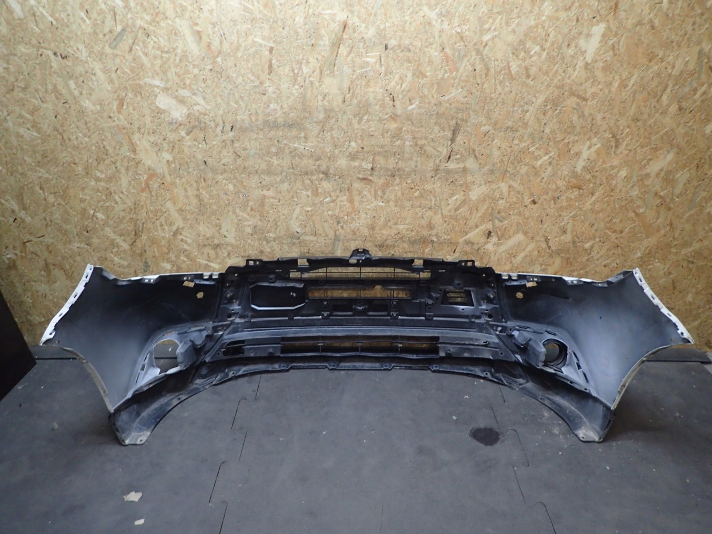 bumper front MITSUBISHI OUTLANDER III 3 LIFT 15