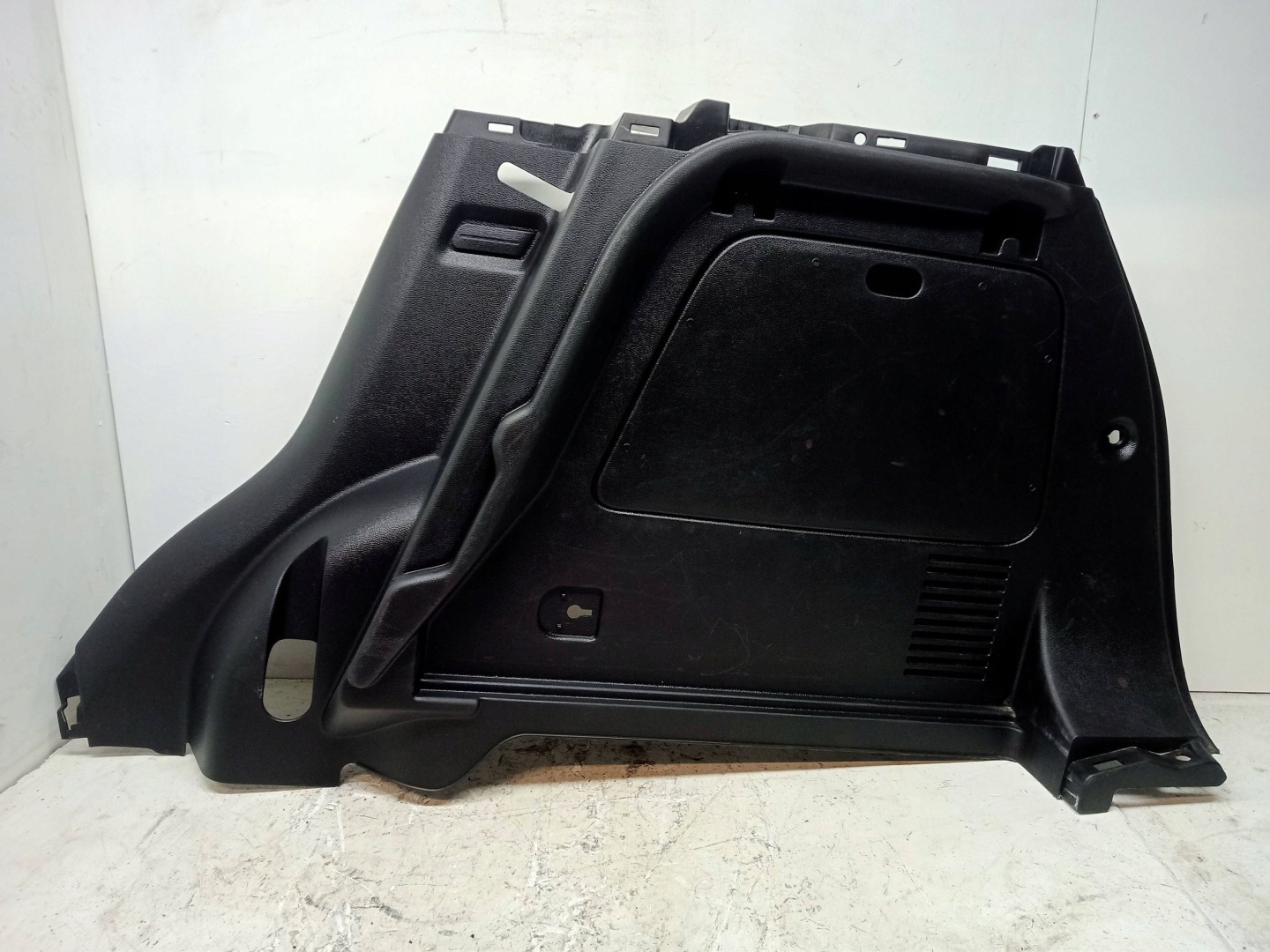 CHEVROLET TRAX MOKKA side upholstery boot right rear part 95190815