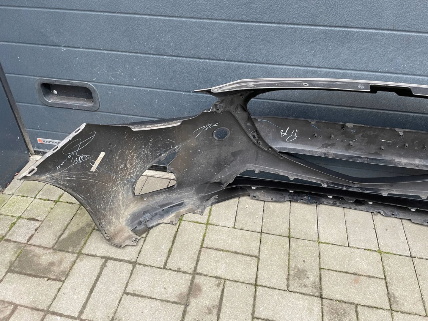MAZDA 2 14- NÁRAZNÍK PREDOK PREDNÝ