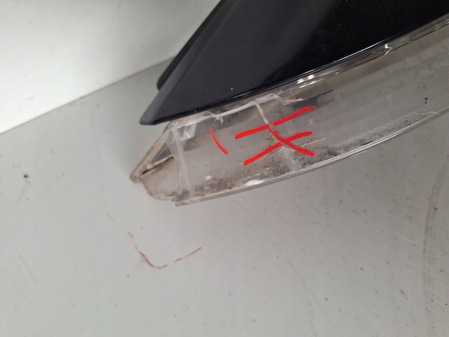 BMW 6 E63 E64 02-10 fender left