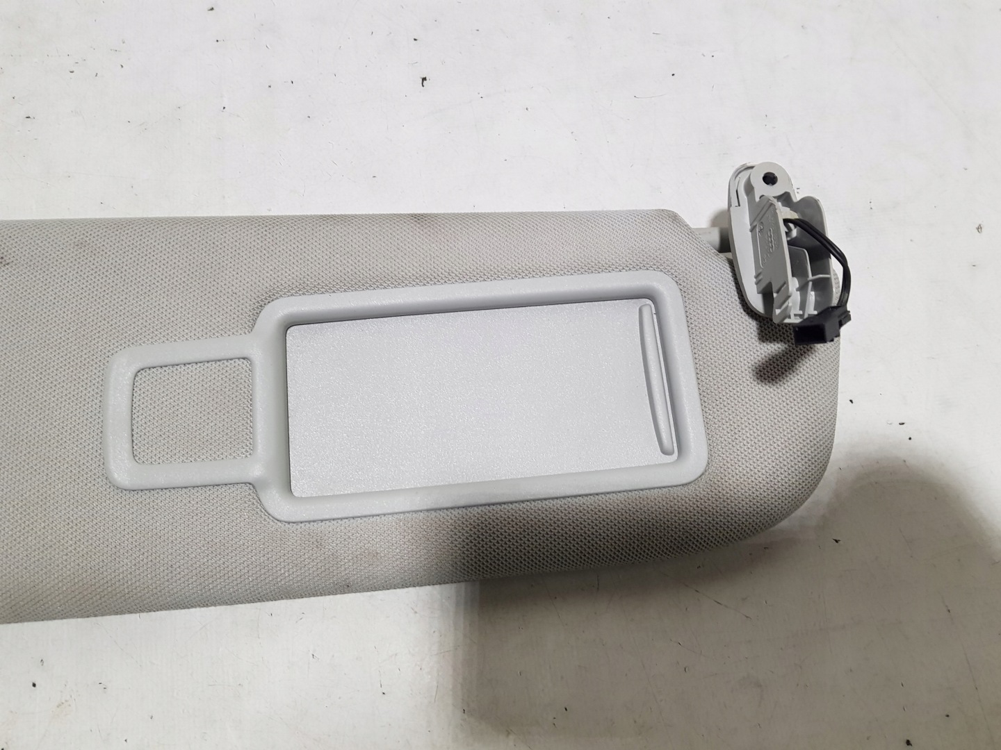 covers PRZECIWSLONECZNE visors right left KOMPLET 4H0857551 4H0857552