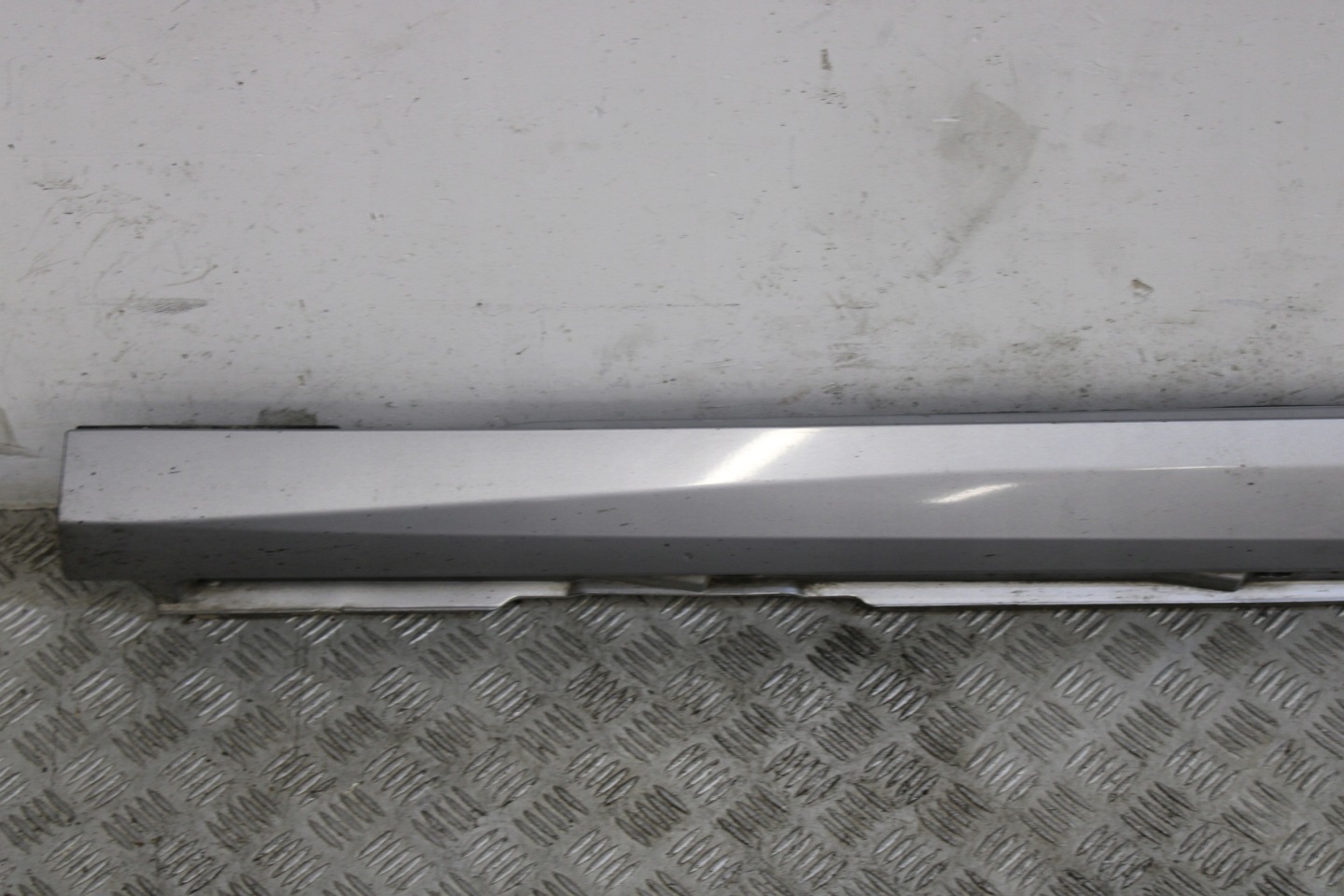 threshold moulding cap threshold left AUDI A6 C8 4K0 4K9 4K0853855