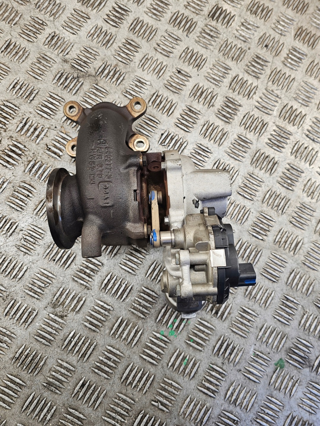 AUDI VW 1.5 TSI turbo TURBINA 05E145701E