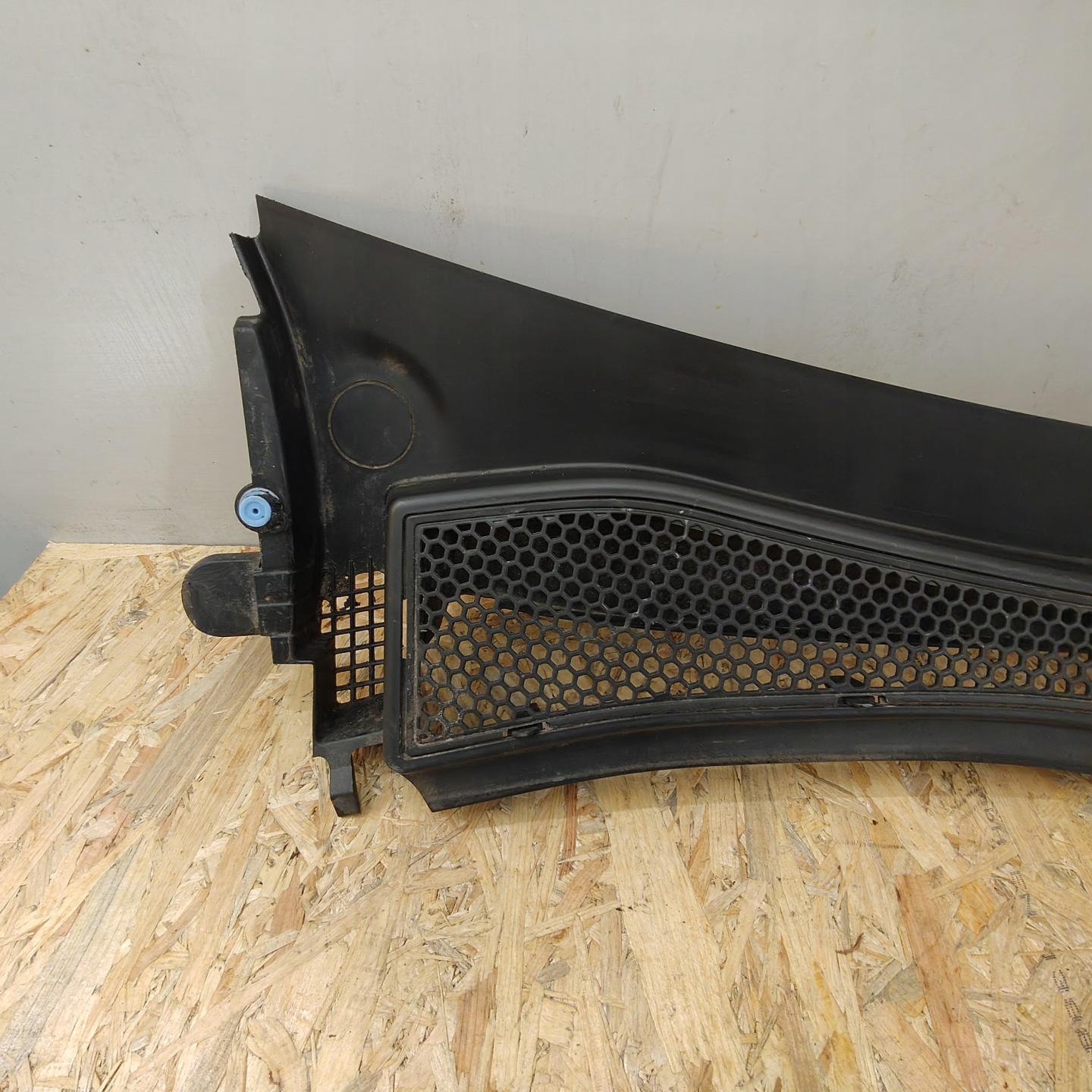 torpedo right PEUGEOT 2008 and 9673303277