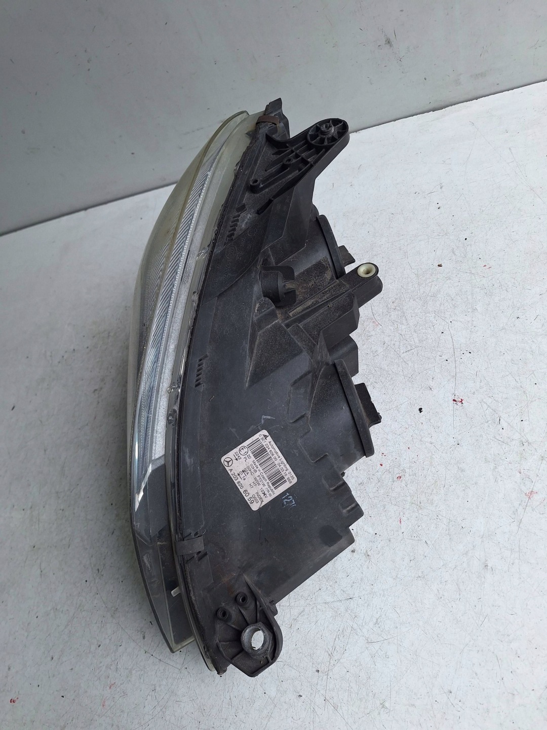 MERCEDES CLC A203 light right UK-ANGLIK A2038206059