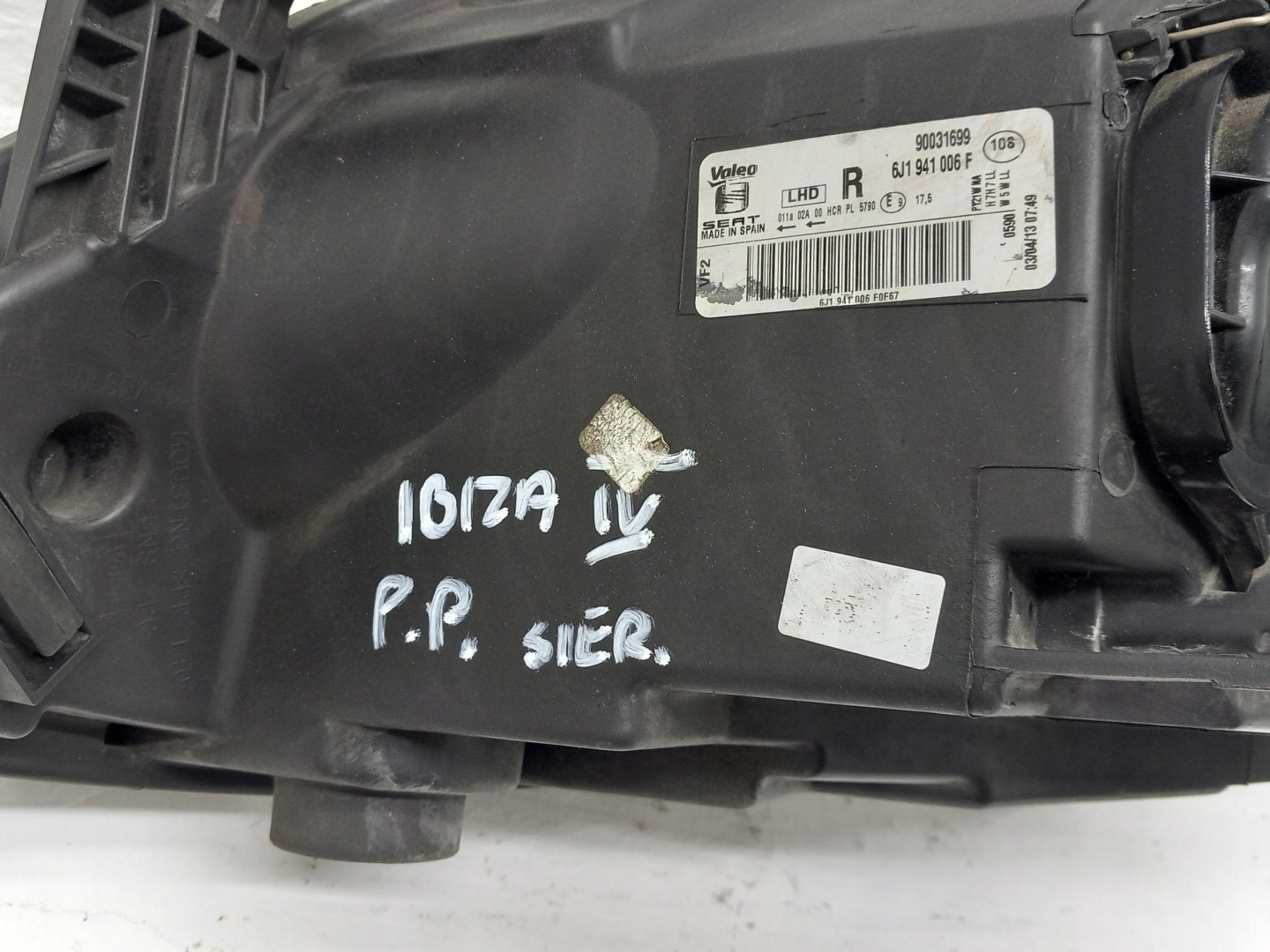 SEAT IBIZA IV 6J LIFT REFLEKTOR light front front right 6J1941006F OEM