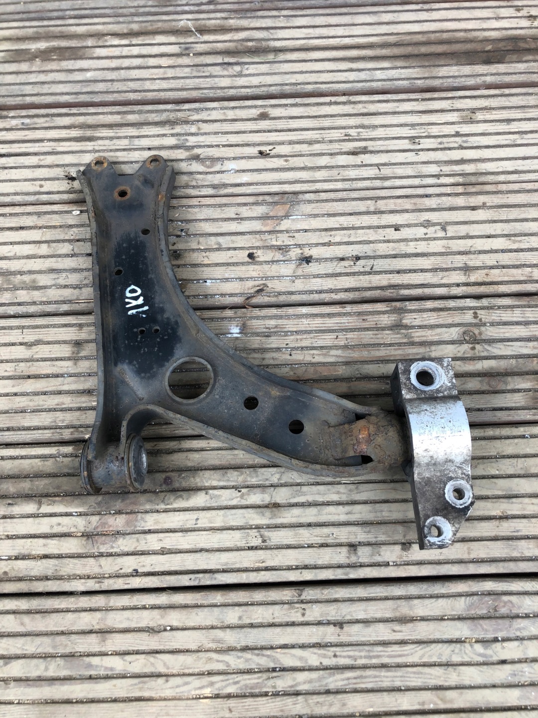 GOLF V AUDI A3 arm left front 1K0407189E