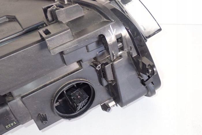 VW TIGUAN II IQ.LIGHT LIFT 20- reflektor left light left 5NB941081G