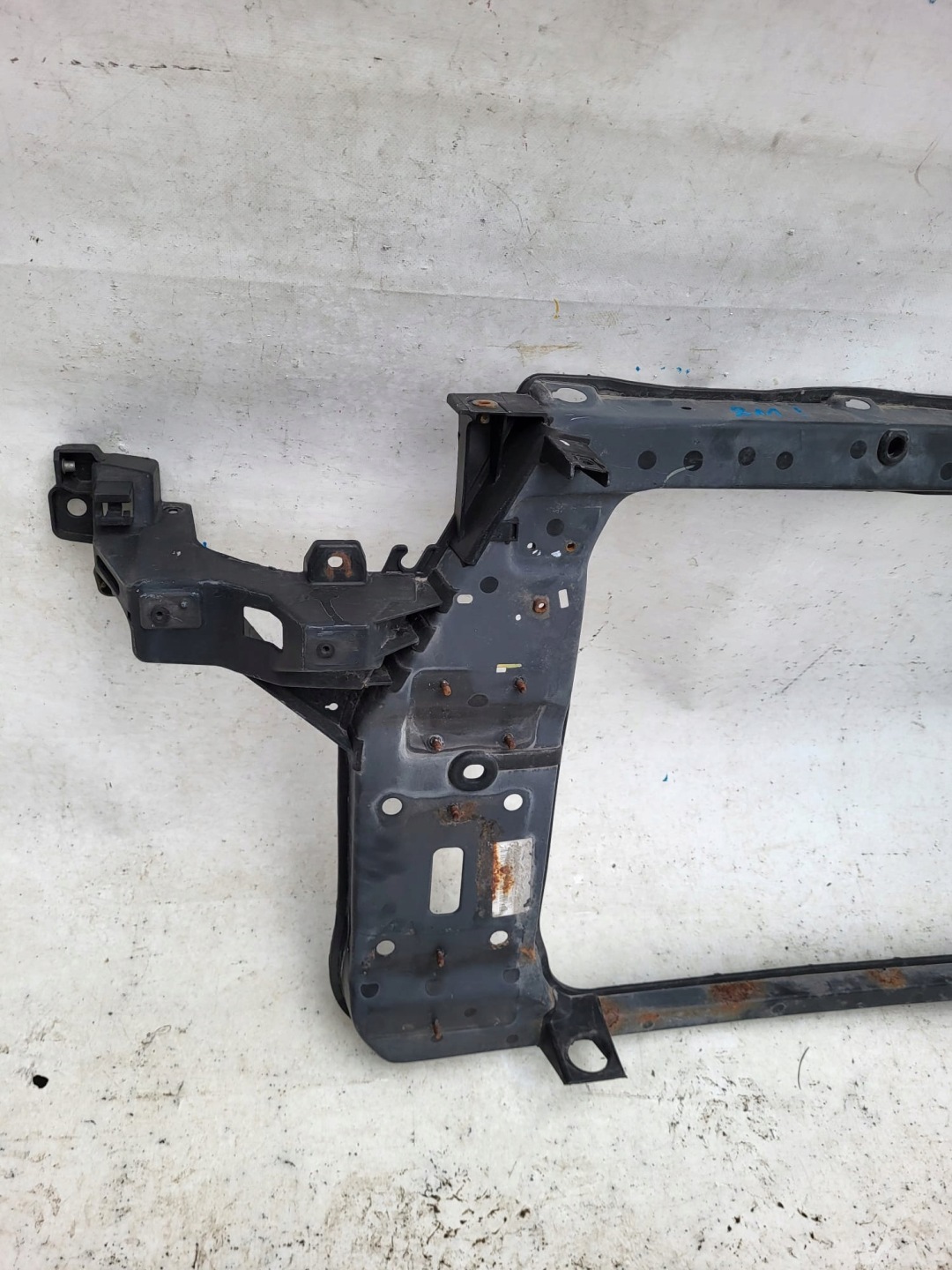 HYUNDAI IX35 IX 35 09-15 support panel for radiators pillar 84111-2Y000