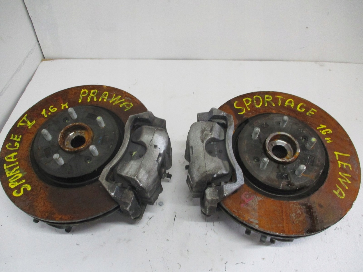 swing right left front KIA SPORTAGE V 1,6hybryda