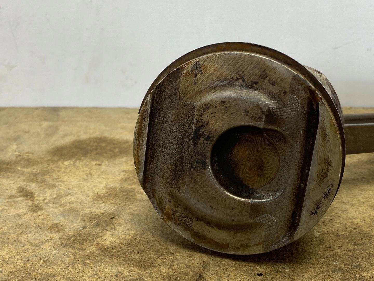 piston with connecting rod Chevrolet Camaro 2016