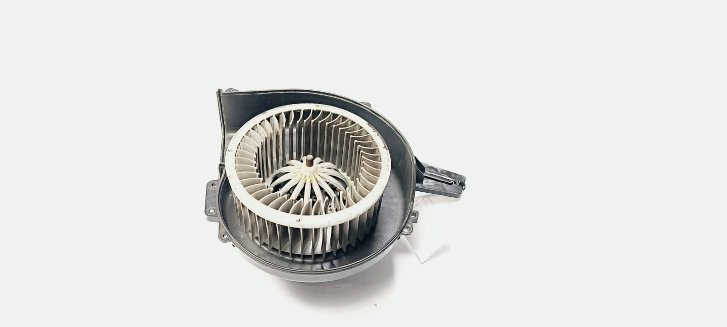 heating fan cab 6R1819015 SKODA RAPID