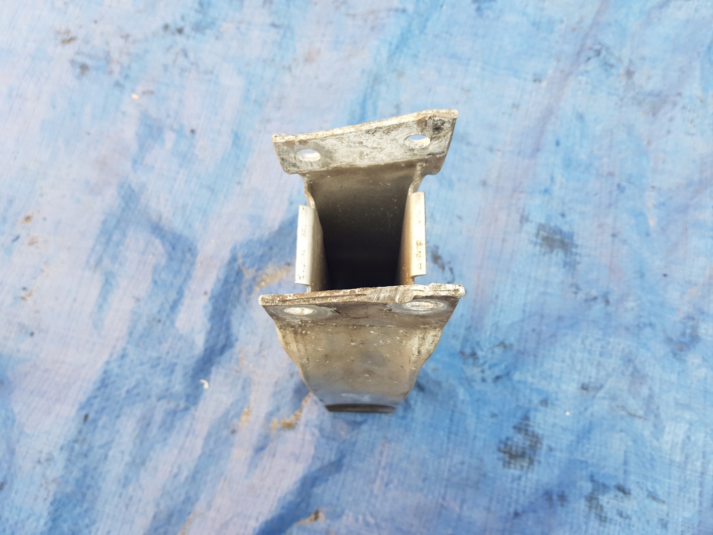 MERCEDES E class W212 beam tips right 2126200895