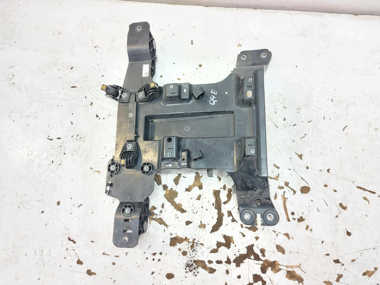 Audi Q4 89A 45 E-TRON , SUV, 2023 console bracket holder 1EA805211B