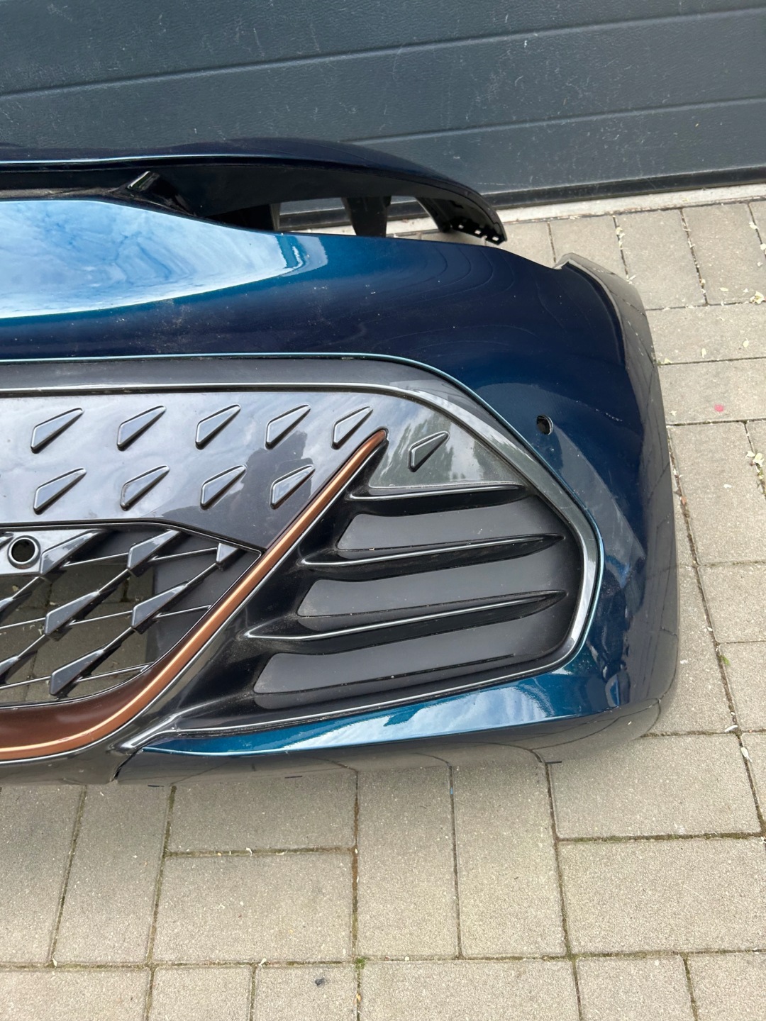 Cupra Born bumper front front b ladny komplet