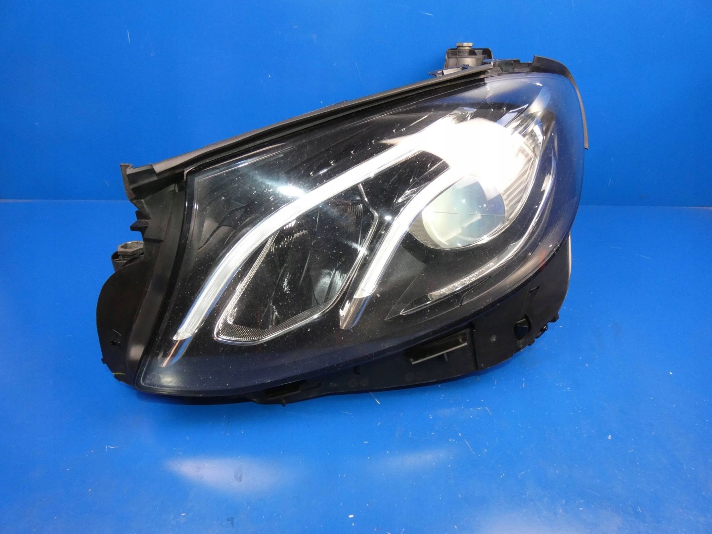 MERCEDES E KLASA W213 light left front LED HIGH PERFORMANCE ANGLIK