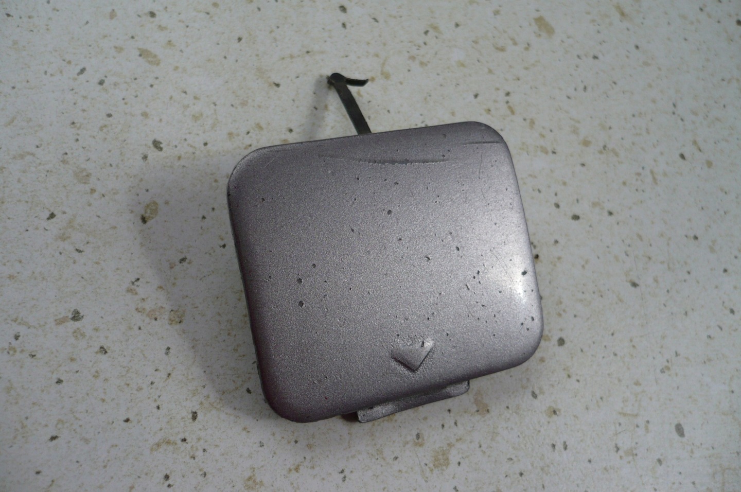 BMW serii 5 E39 towing hook cap bumper front