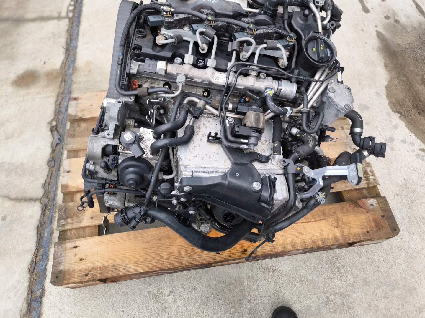 engine complete AUDI A4 A5 Q5 ITP 2.0 TDI CSU CSUB original !!!