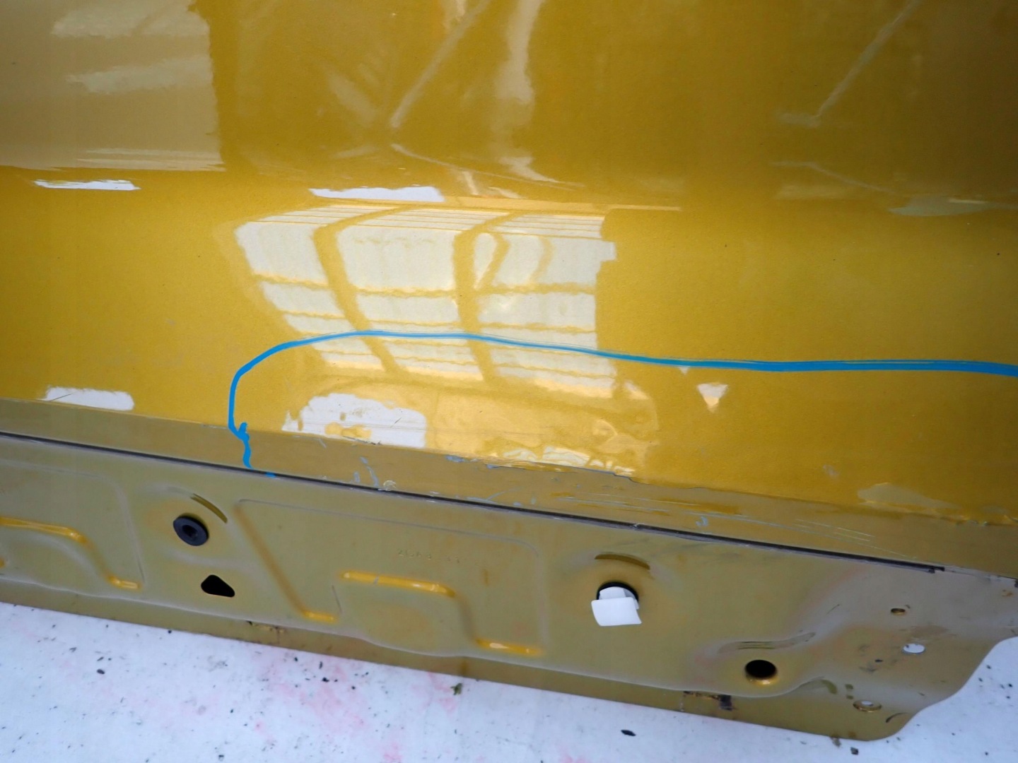 VW T-ROC 17-> door rear part rear. right