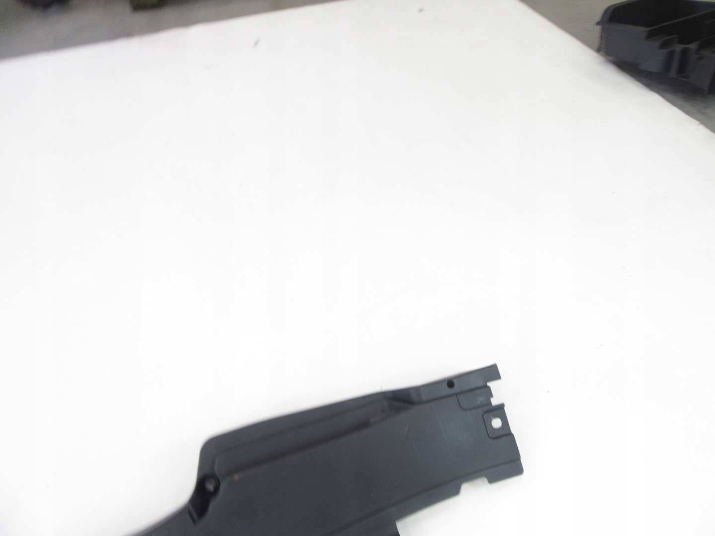 Blende Abdeckung akumulatora LADEBODEN BMW e61