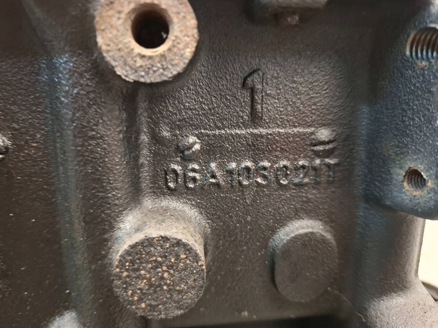 engine BEH VW GOLF IV CADDY II A3 8L 2.0 8V 116KM unprotected pillar 113000KM