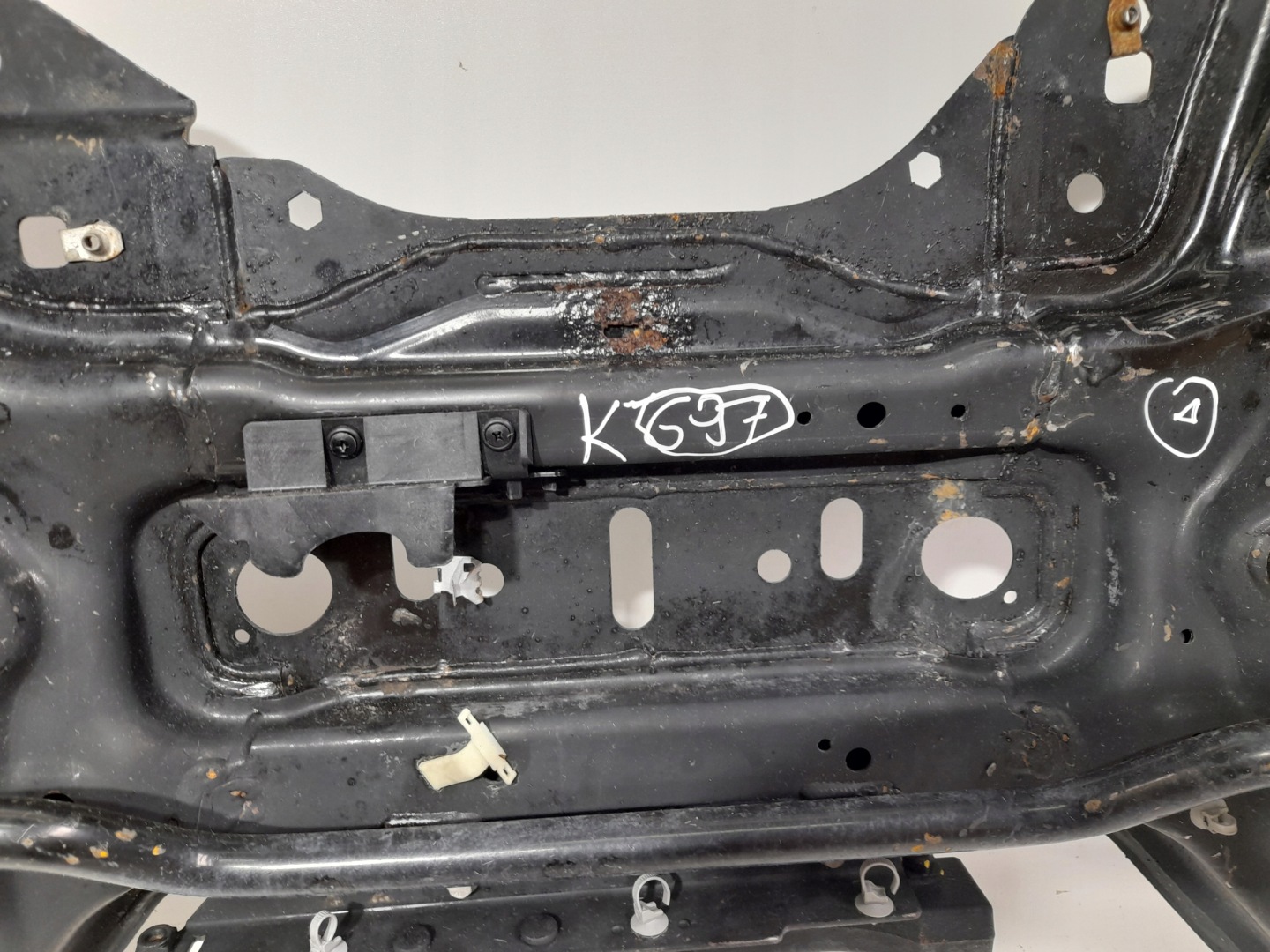 JAGUAR E-PACE axle beam front subframe front