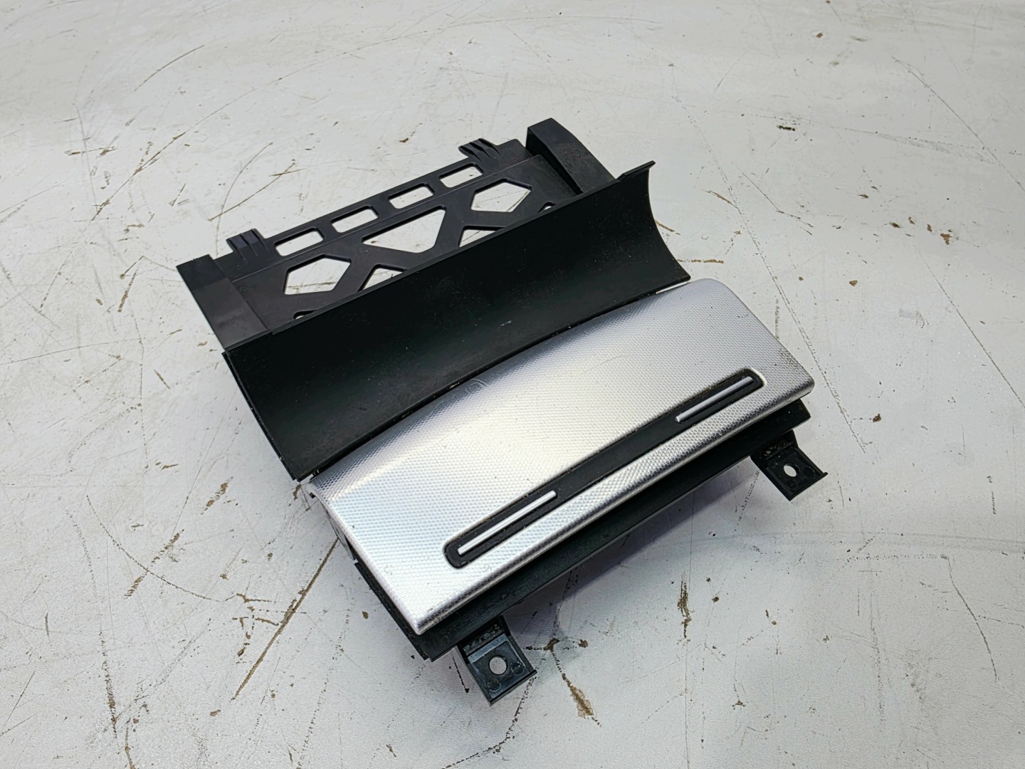ashtray passenger compartment front AUDI A3 8P LIFT 8P0857951 8/26