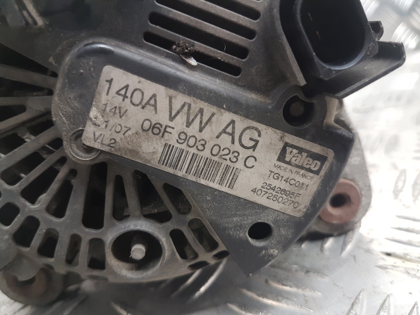 alternator SEAT ALTEA 06F903023C