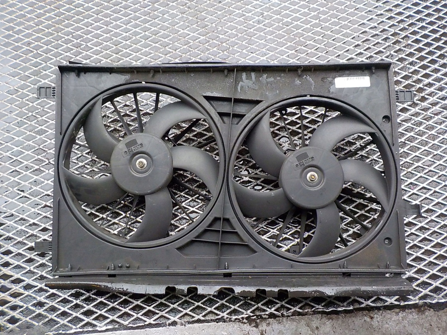 JEEP COMPASS 2.4 B fan module radiator 24041419