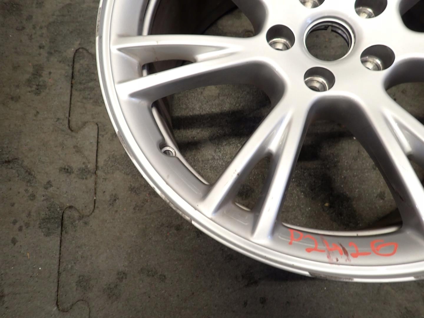 disk disk TESLA 5x114,3 ET45 9,5J 19" 1188222-00-C