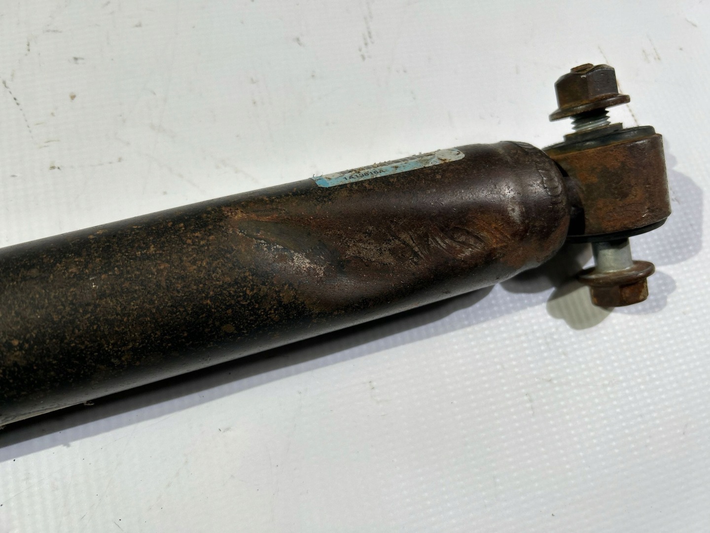 Stoßdämpfer heck hinten Dodge RAM 1500 2013