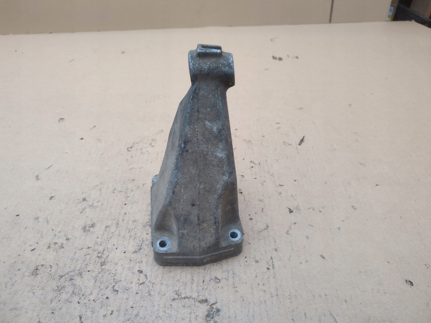 engine mount MERCEDES VITO 639 2.2 CDI A6462230204