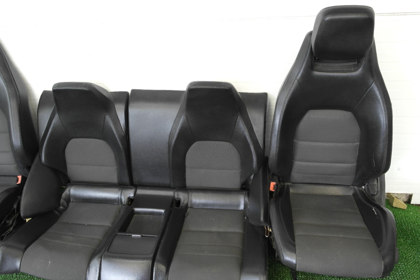 MERCEDES E-KLASA W207 09-16 COUPE CABRIO Sitze Halbleder KPL EUROPA