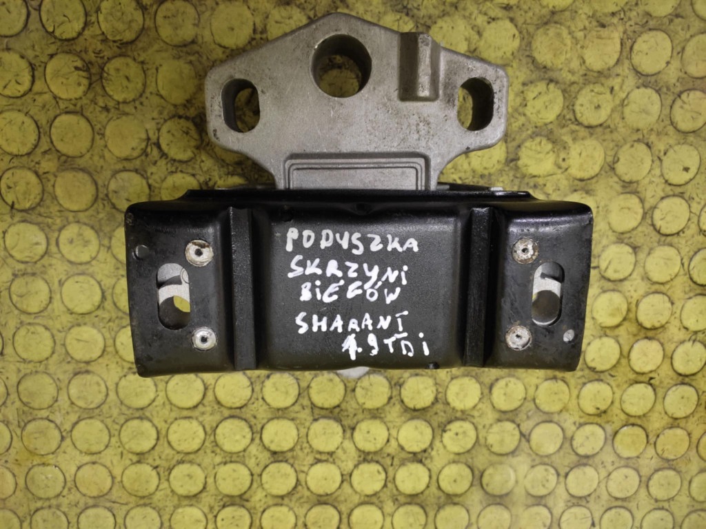 VW SHARAN and 1.9 TDI gearbox mount