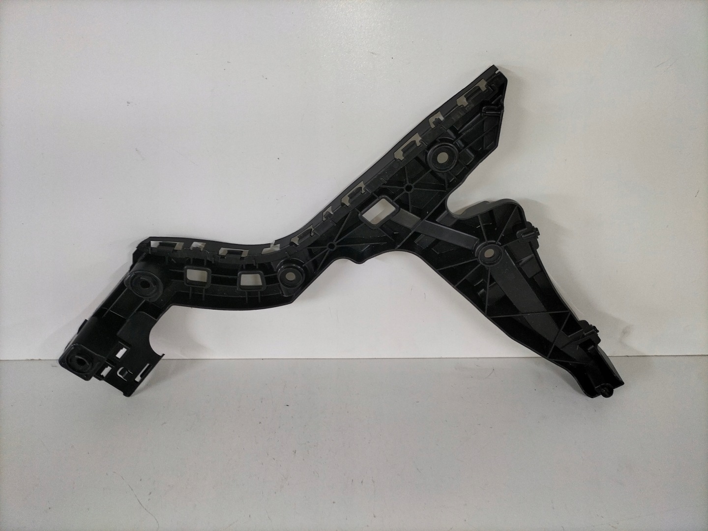 support holder rear part left VW GOLF8 VIII 20- KOMBI