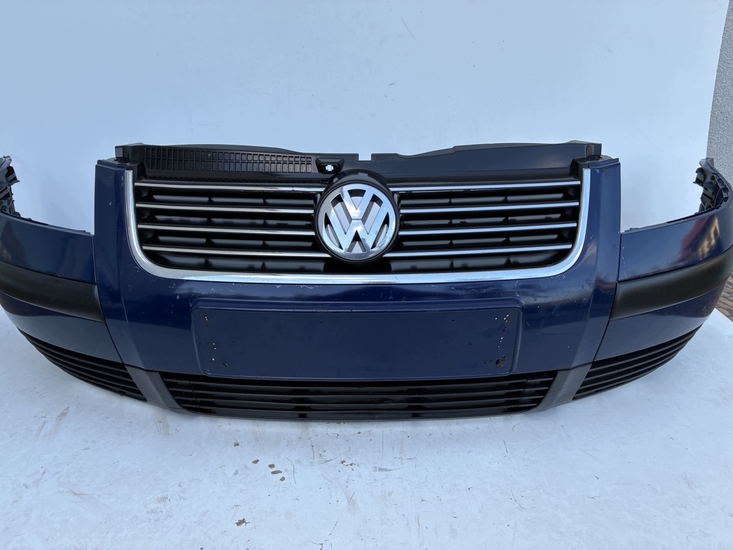 bumper front front Volkswagen Passat B5 Lift 01-05r. ==OEM== Europa