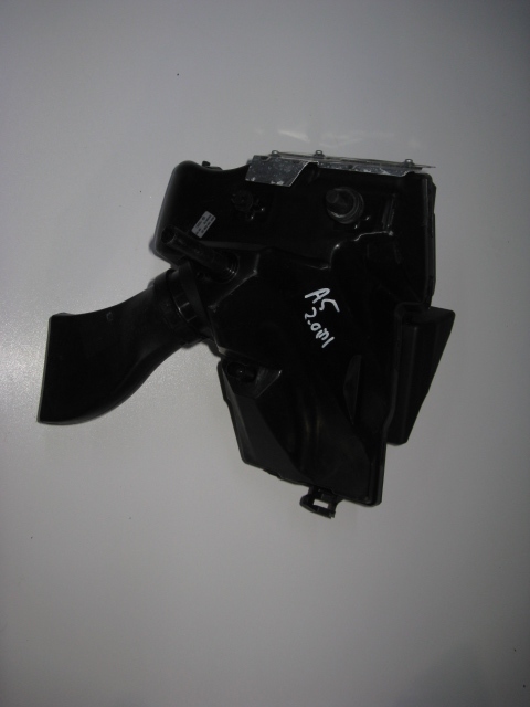 Gehäuse filter luft AUDI A5 8T 2.0 TDI