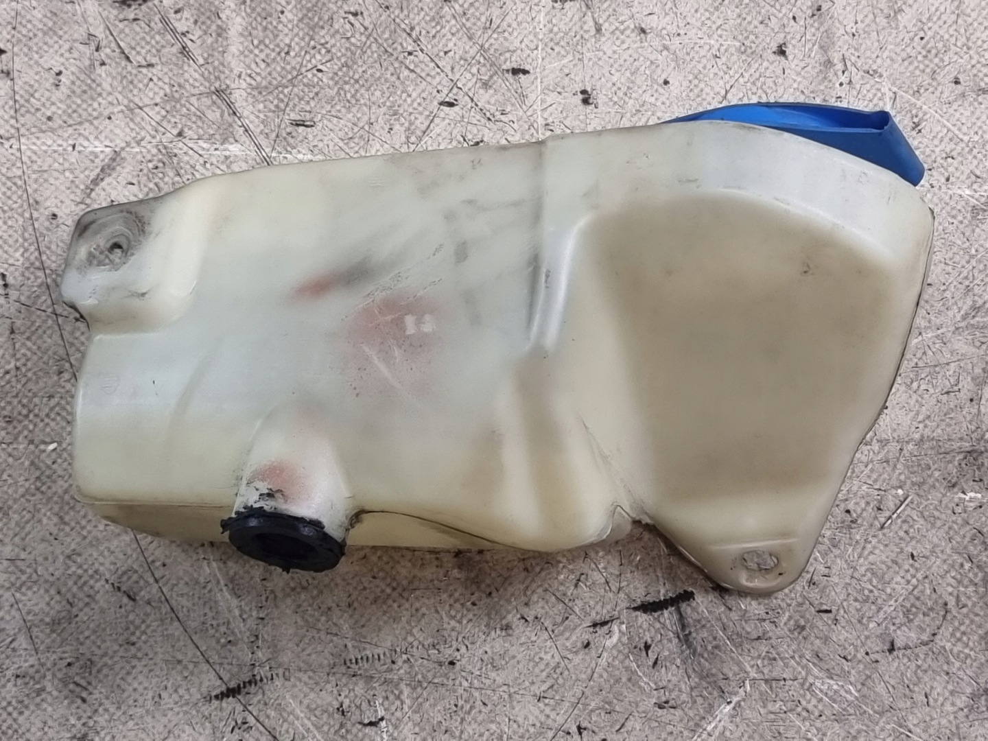 washer fluid tank OE 8E0955453K AUDI A4 B6 02r