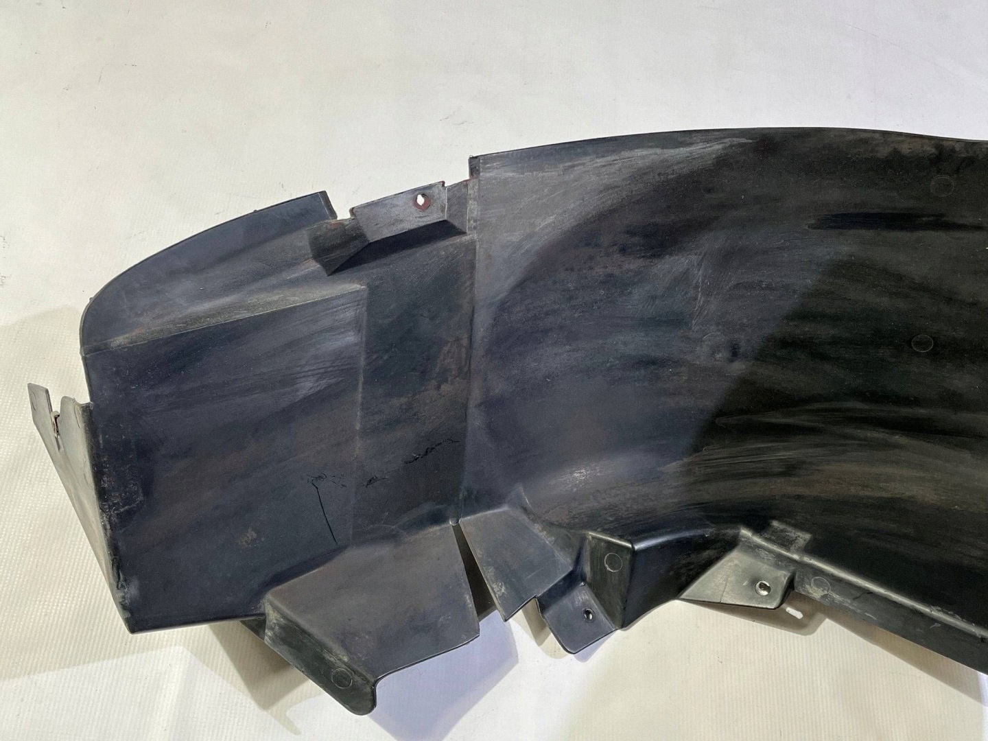 mudguard rear. left left rear part Chevrolet Corvette C5 1997