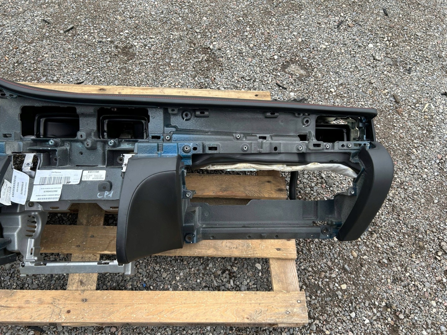 dashboard instrument panel console airbag airbag Maserati Quattroporte 2013