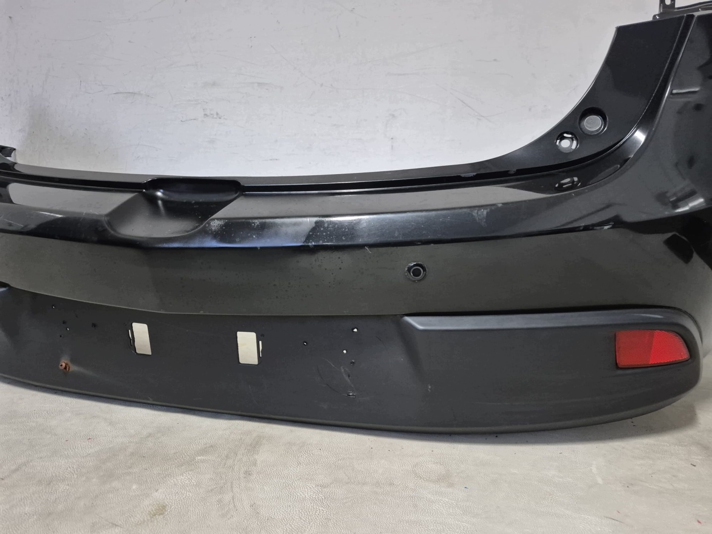 MAZDA 3 II BL HB 07- bumper rear part rear PDC BCW8-50221
