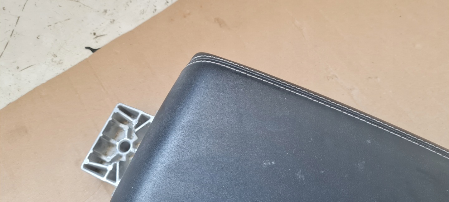 S6 C7 4G A6 armrest leather SKORZANY black S7 4G A7
