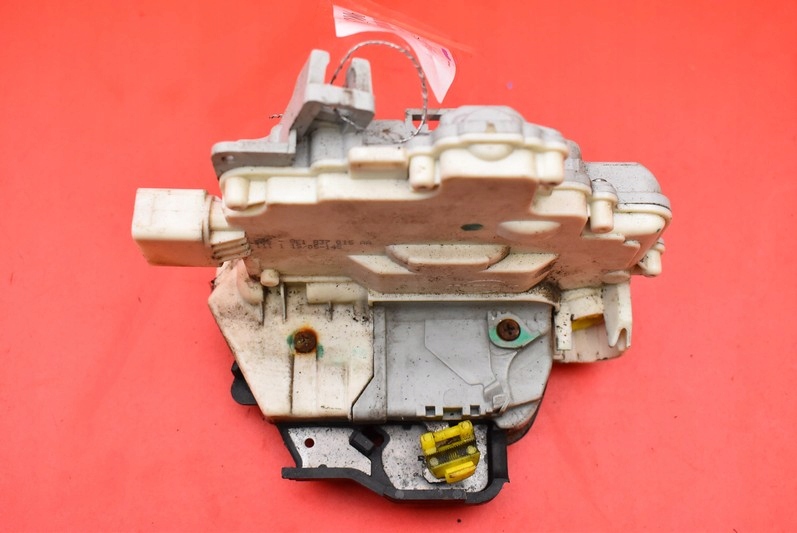 lock door left front front EU 8E1837015AA AUDI A4 B7 04-08